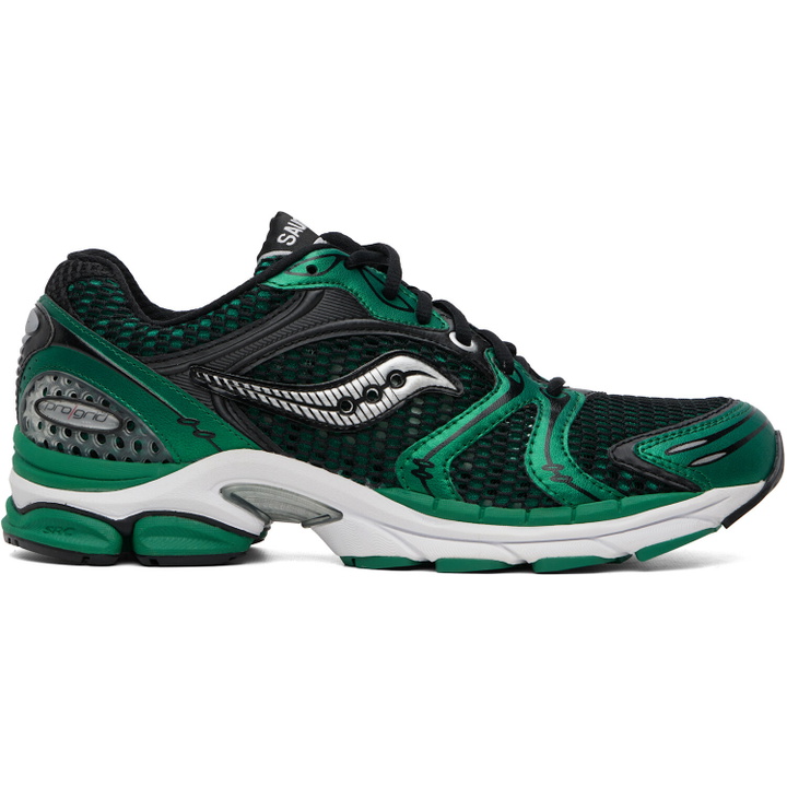 Photo: Saucony Green & Black Progrid Triumph 4 Sneakers
