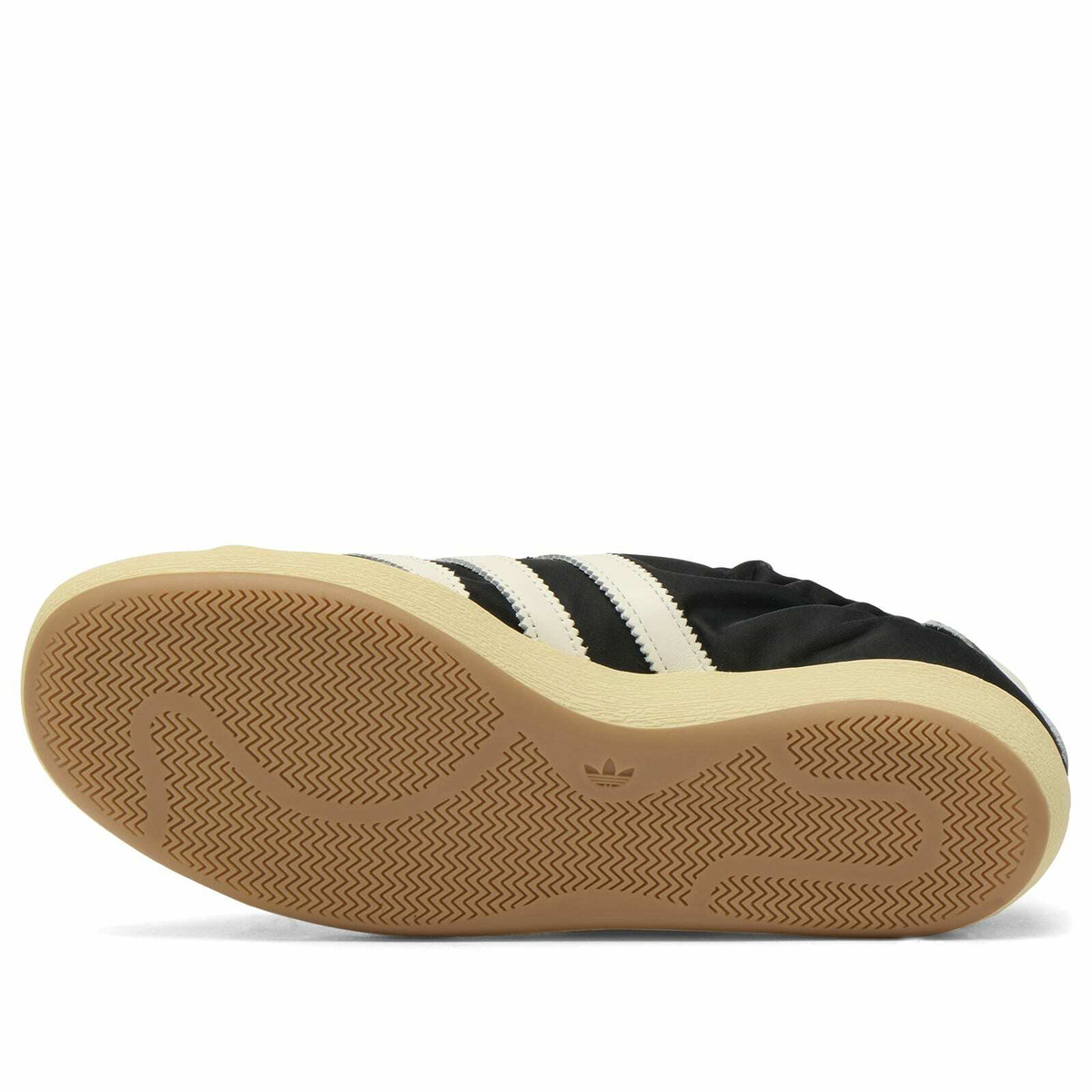 Adidas Women's Jabbar Low Scrunch in Core Black/Off White/Warm Vanilla