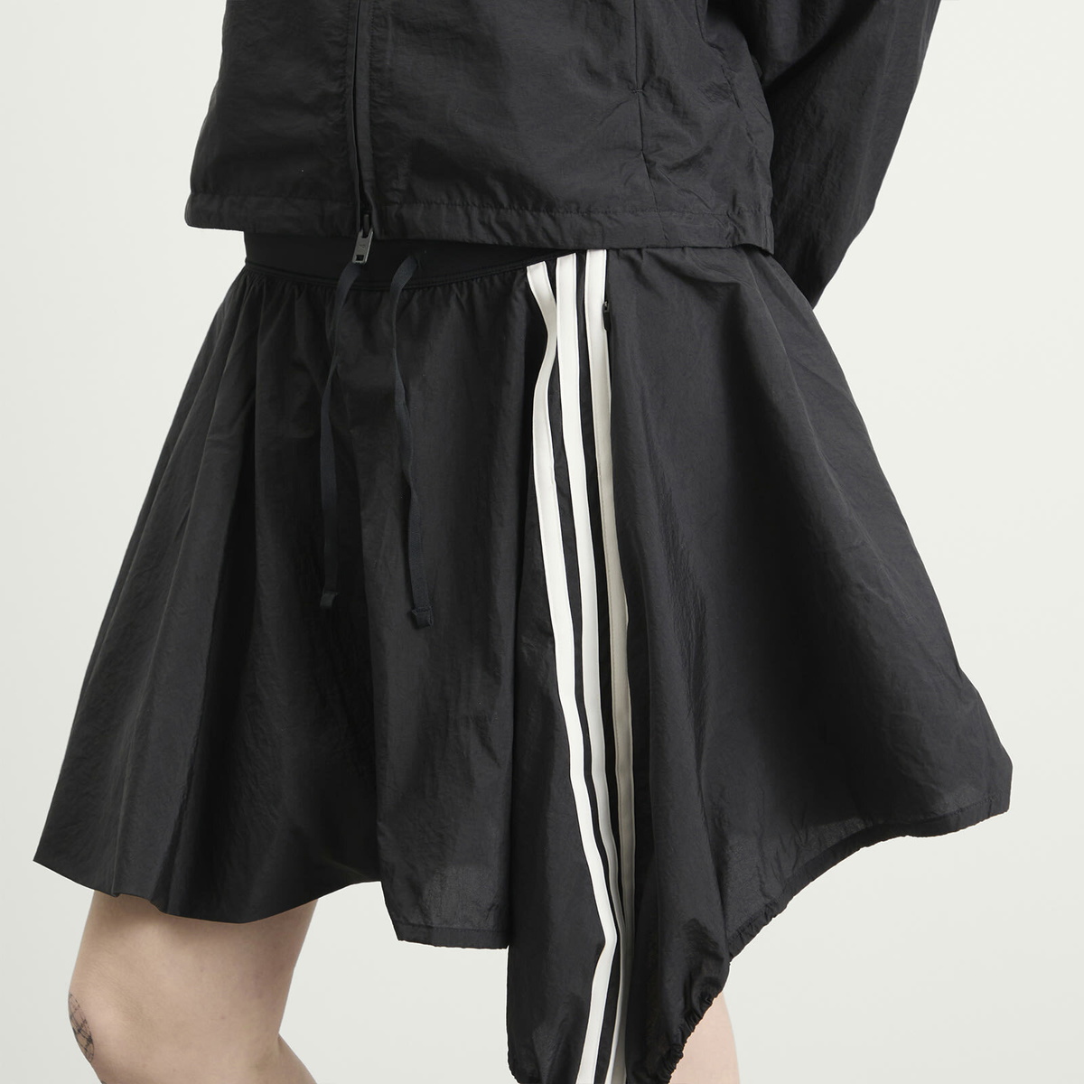 Y-3 Women's Mini Skirt in Black
