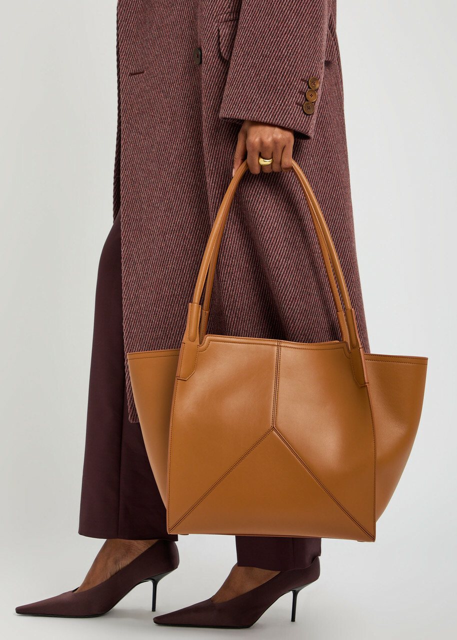 Victoria Beckham Victoria Small Panelled Leather Tote - Tan - One Size