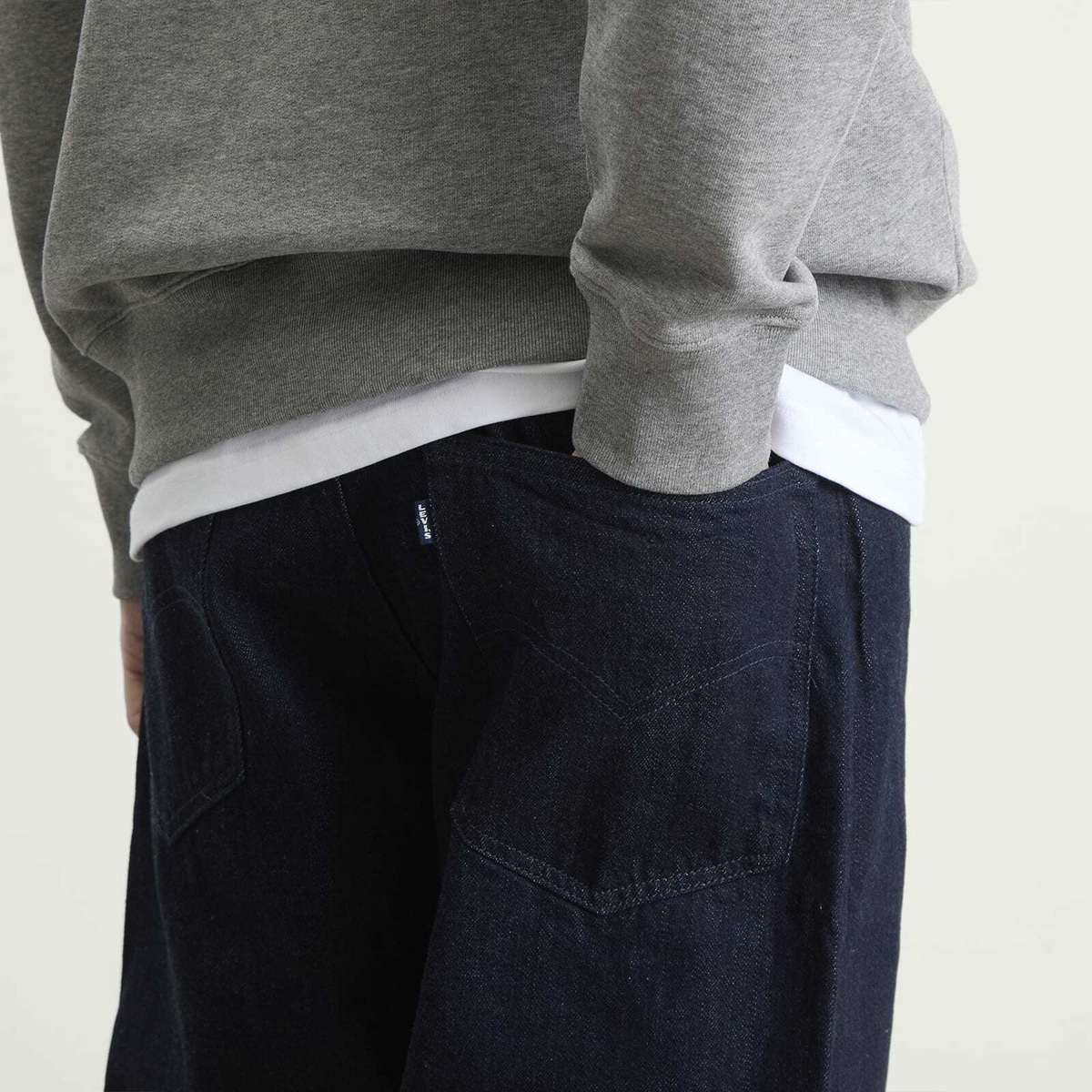 Levi's Men's Blue Tab Marker Loose Jeans in One Wash