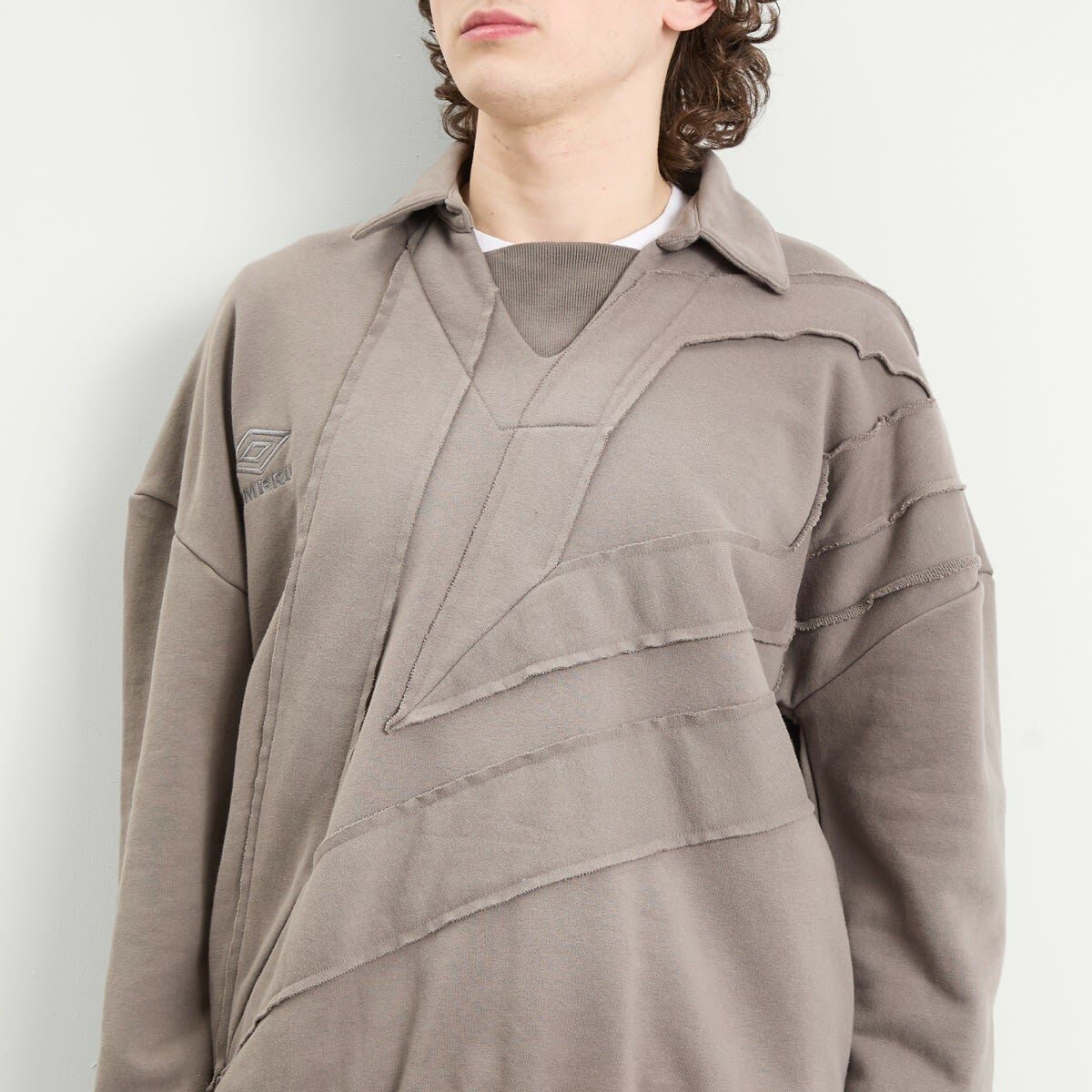 Umbro Men's Diamond Drill Sweat Top in Brushed Nickel