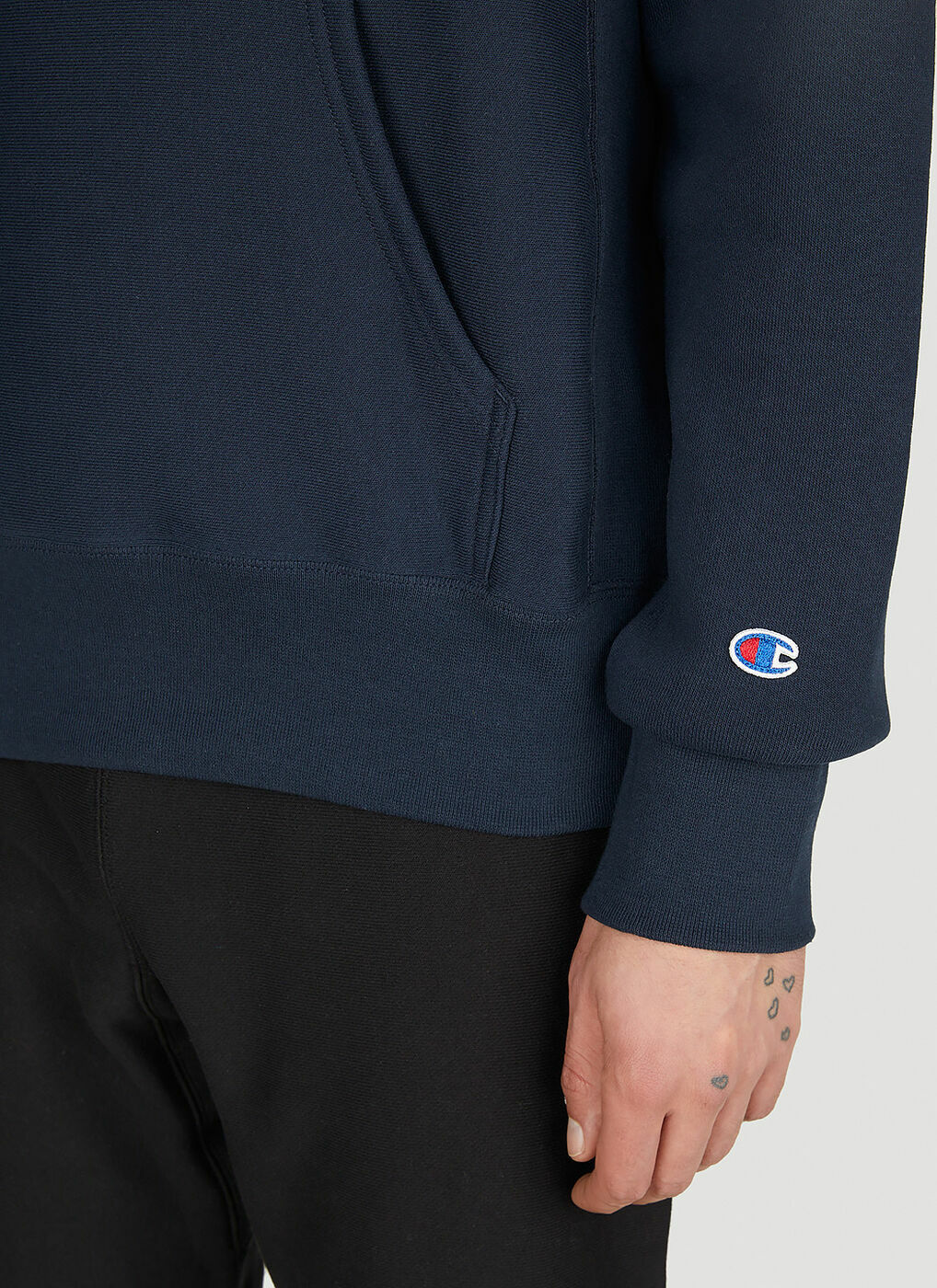 Champion - Logo Embroidered Hooded Sweatshirt in Dark Blue Champion