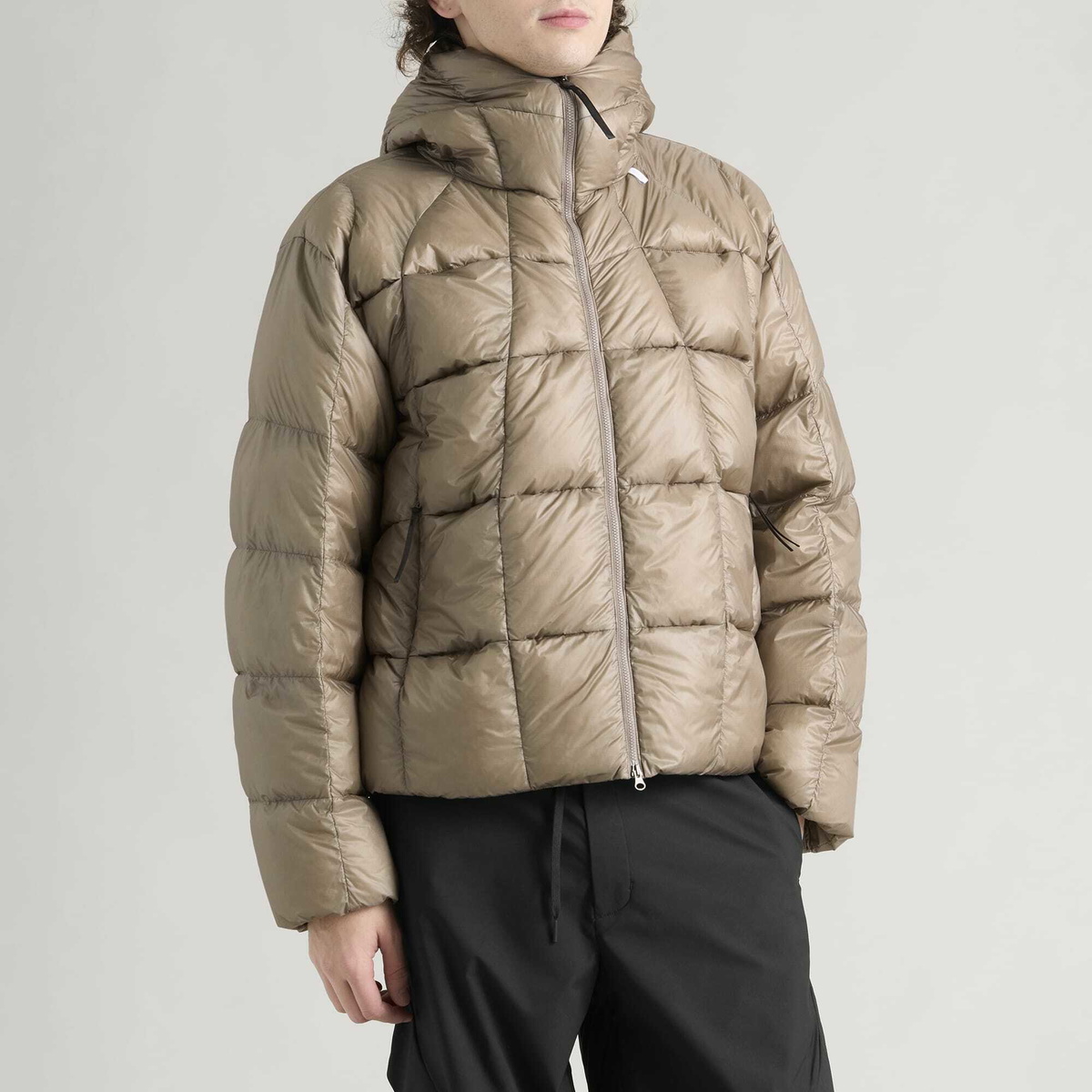 Goldwin Men's 0 Three-Dimensional Down Parka Jacket in Moon Rock