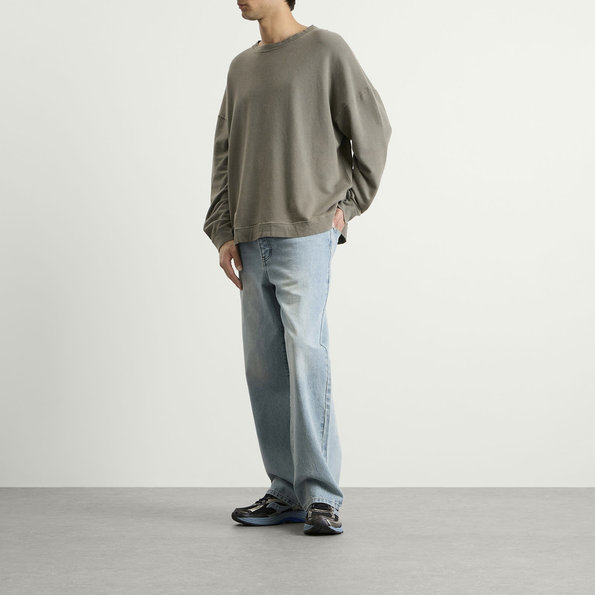 Larriet Men's Walé Wide Leg Jean in Light Blue