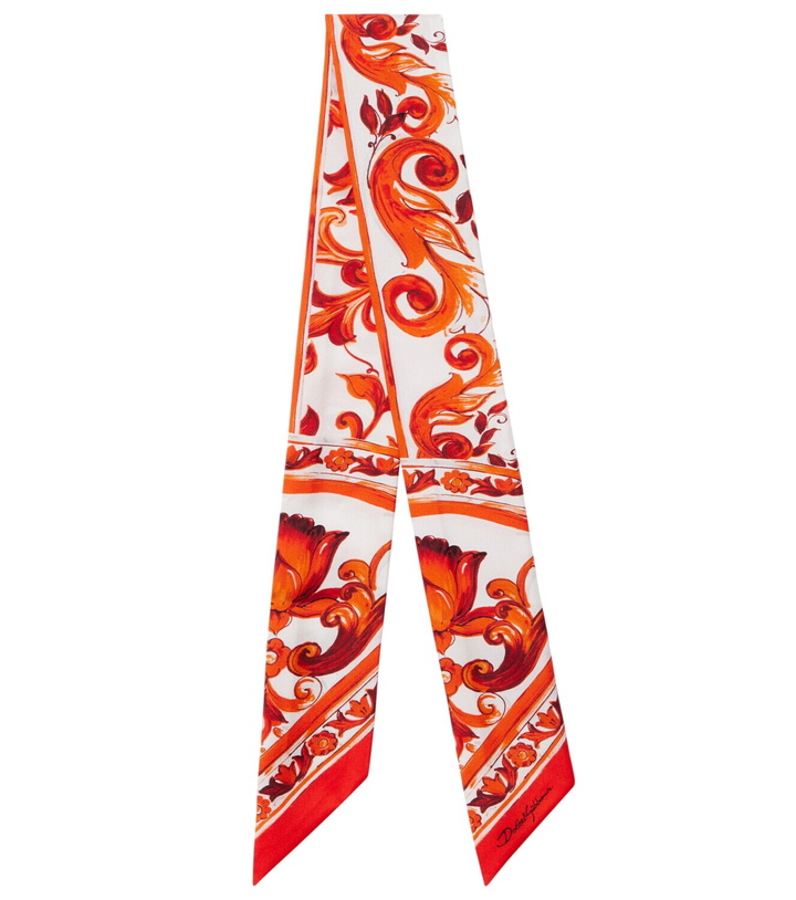 Photo: Dolce&Gabbana Majolica silk twill scarf