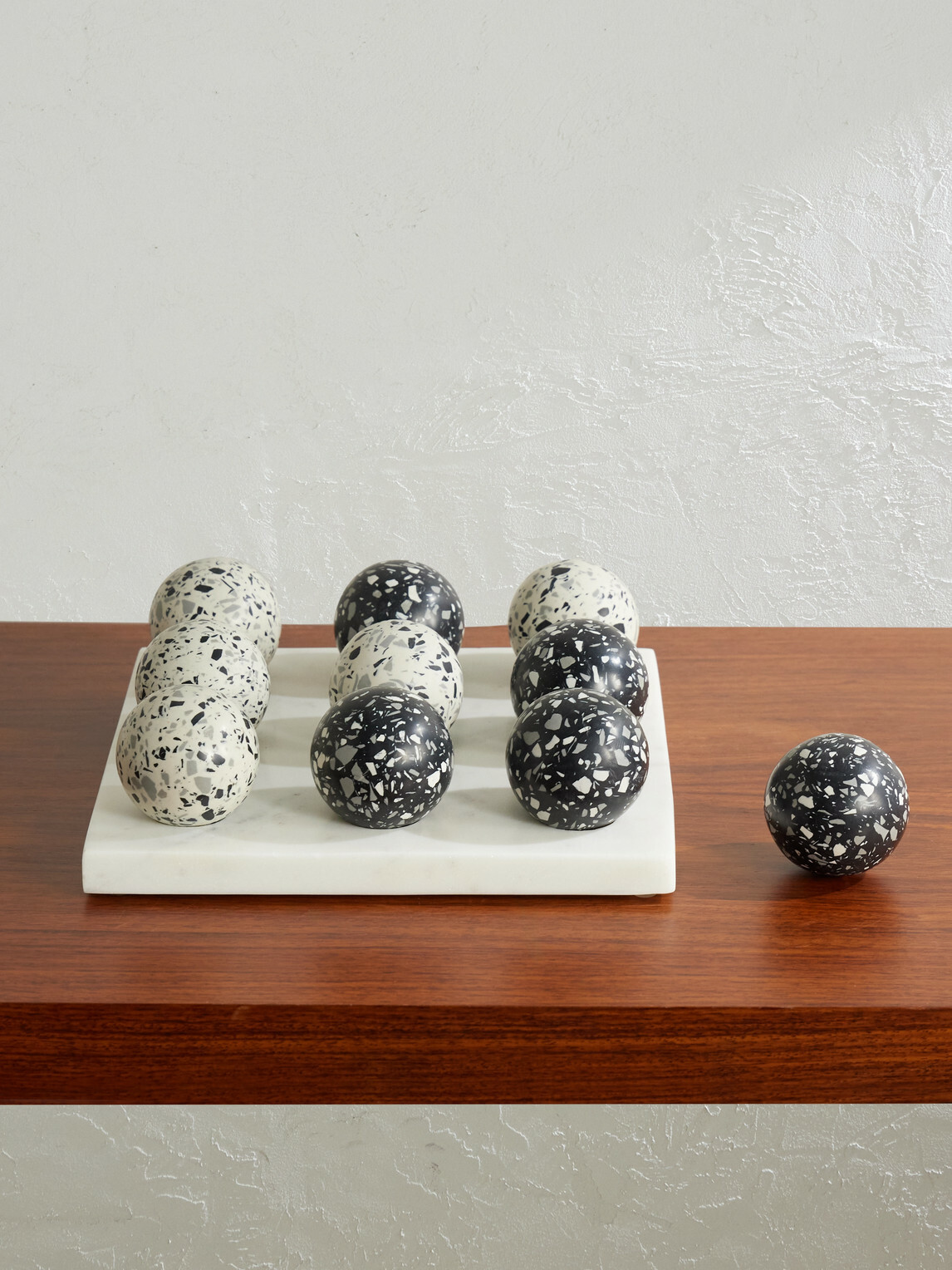 The Conran Shop - Pietra Stone Tic-Tac-Toe Set