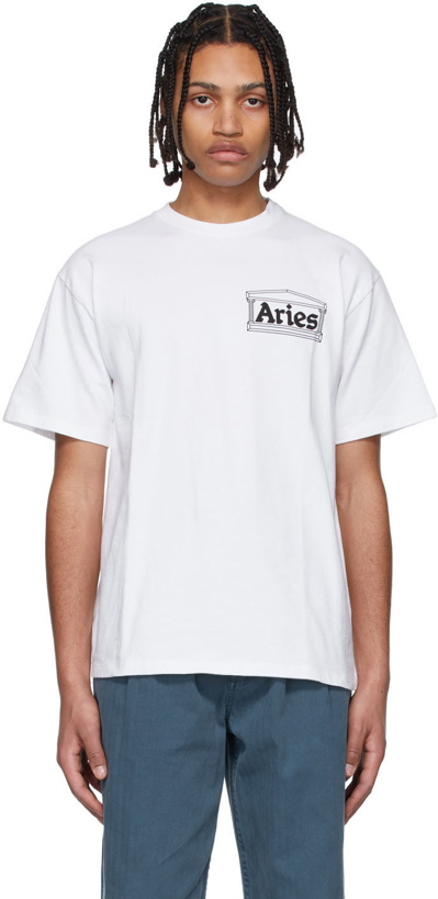 Photo: Aries White Cotton T-Shirt