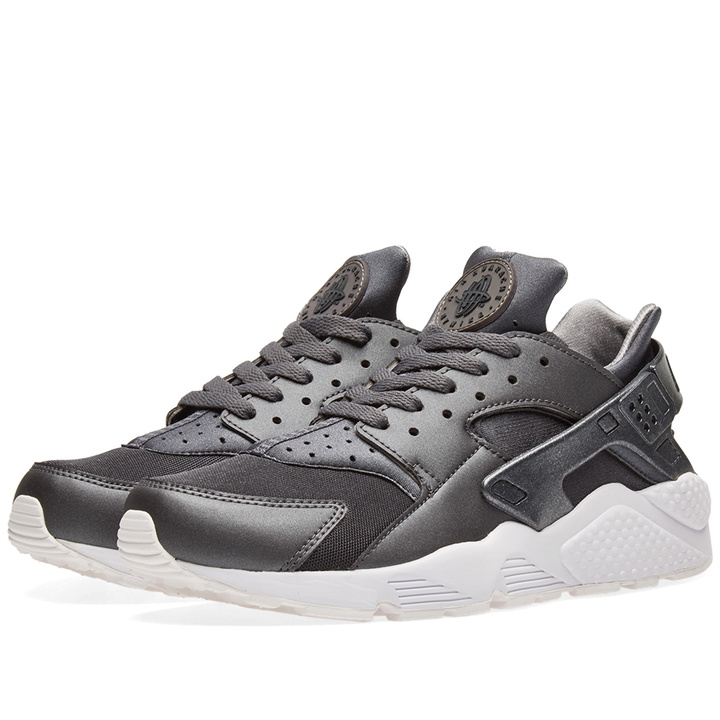 Photo: Nike Air Huarache Run Premium