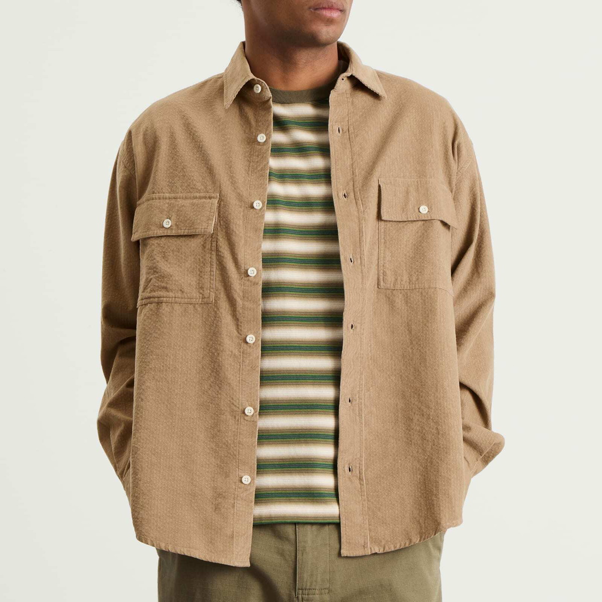 Café Mountain Men's Double Pocket Seersucker Cord Heritage Shirt in Oat