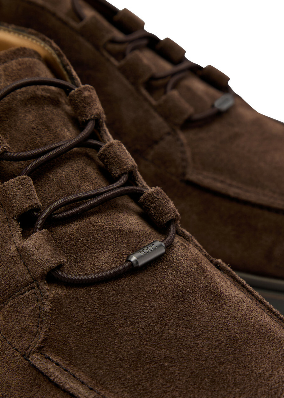 Tods Gommino Suede Boots Brown