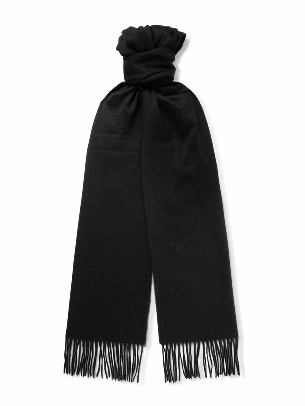 Photo: Johnstons of Elgin - Fringed Cashmere Scarf