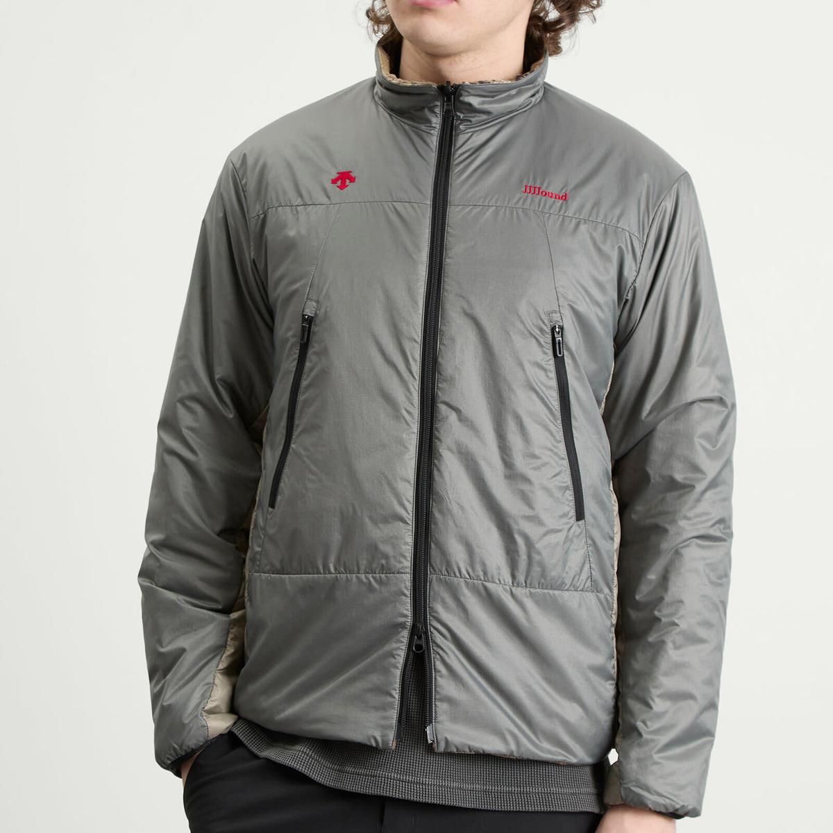 Descente Men's Allterrain x JJJJound Reversible Jacket in Charcoal/Taupe