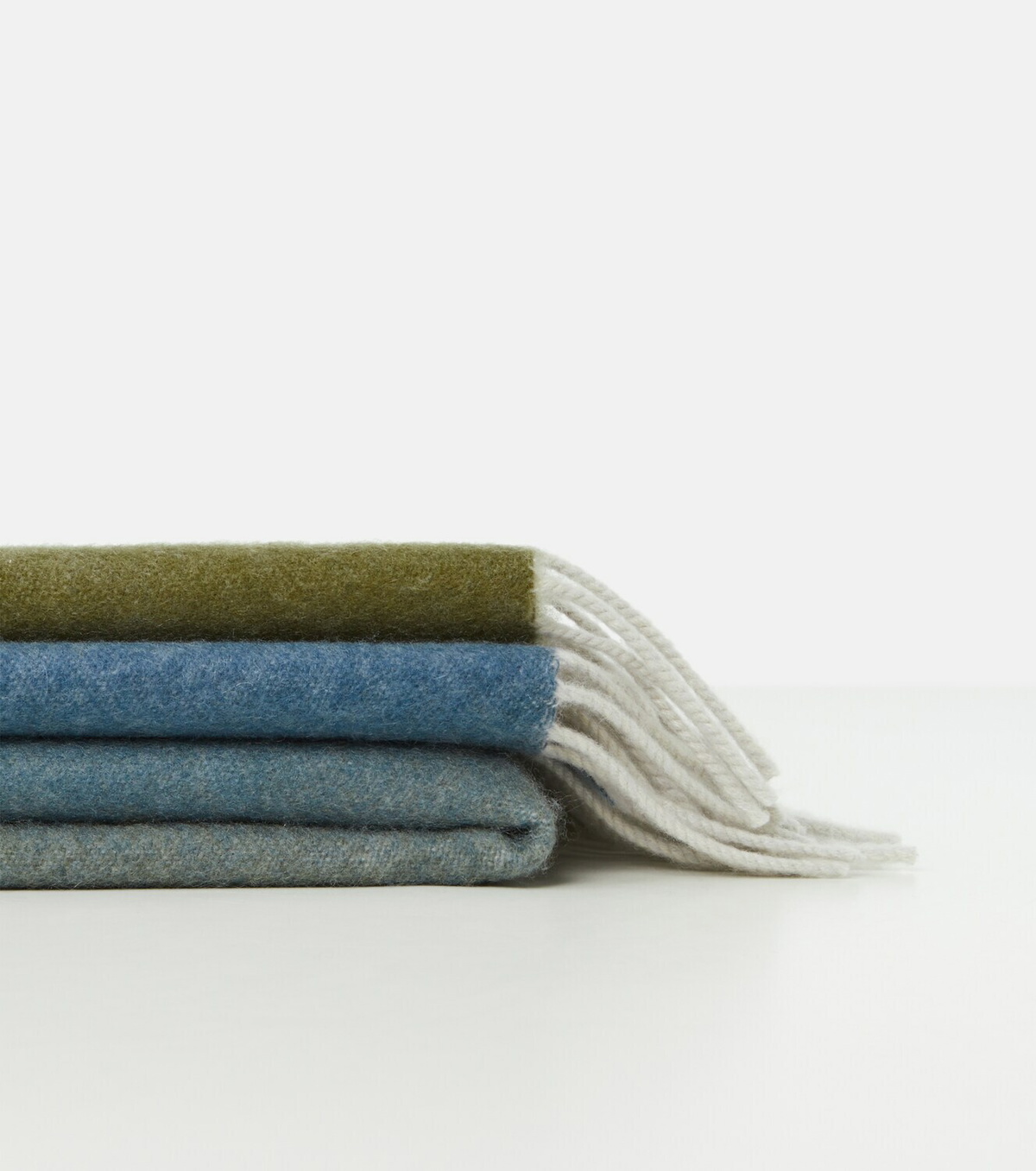 Loro Piana Suitcase striped cashmere blanket