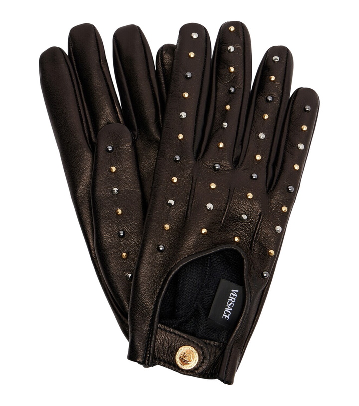 Photo: Versace Cutout studded leather gloves