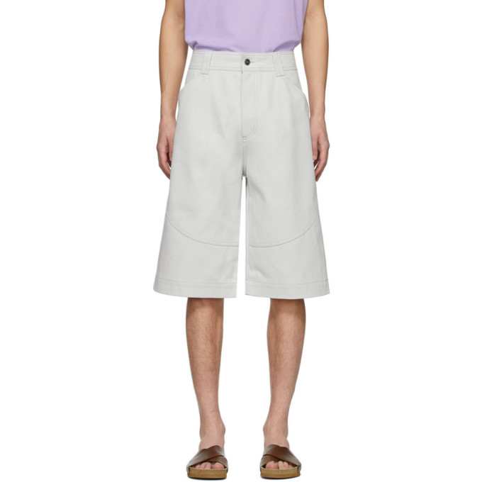 Photo: Jacquemus Grey Le Short Terraio Shorts