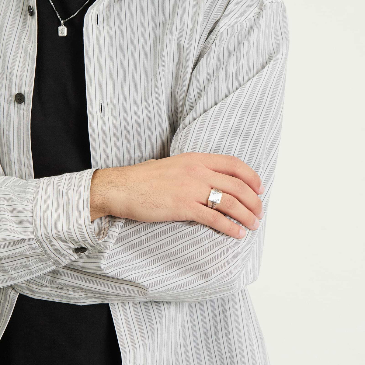 Serge DeNimes Aster Ring Presented by END. in Silver