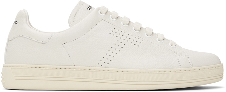 Photo: TOM FORD Off-White Warwick Grained Leather Sneakers