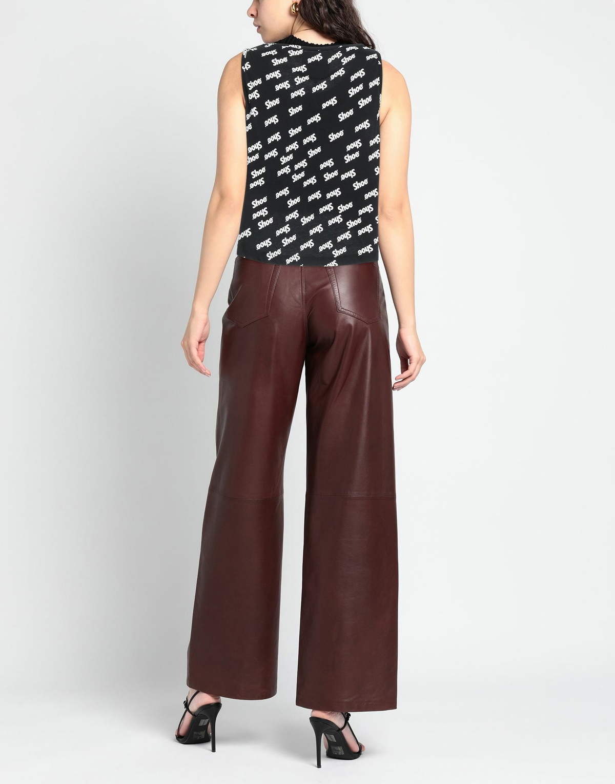 Shoe Womens Top in Black