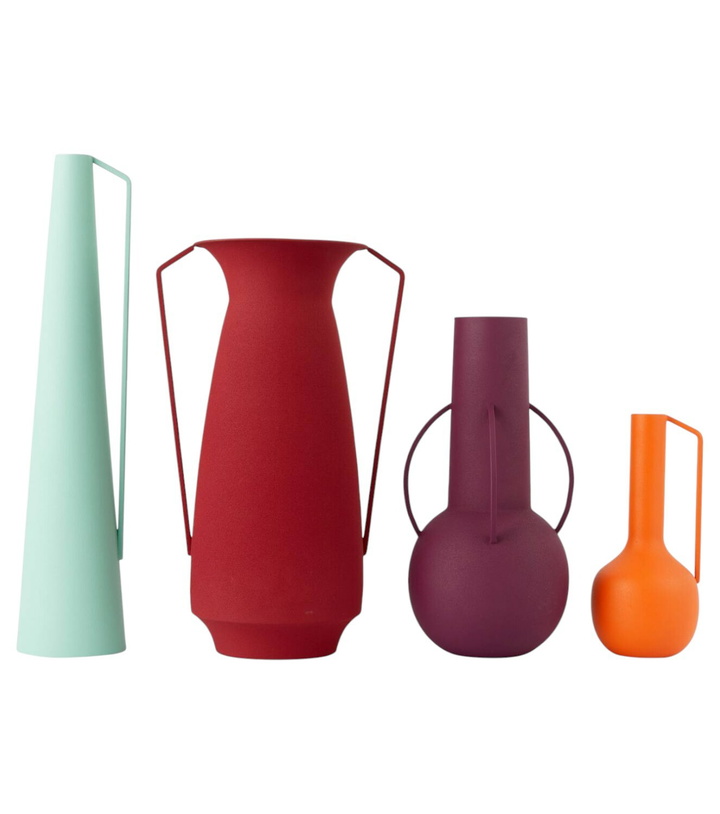 Photo: Polspotten Roman set of 4 vases