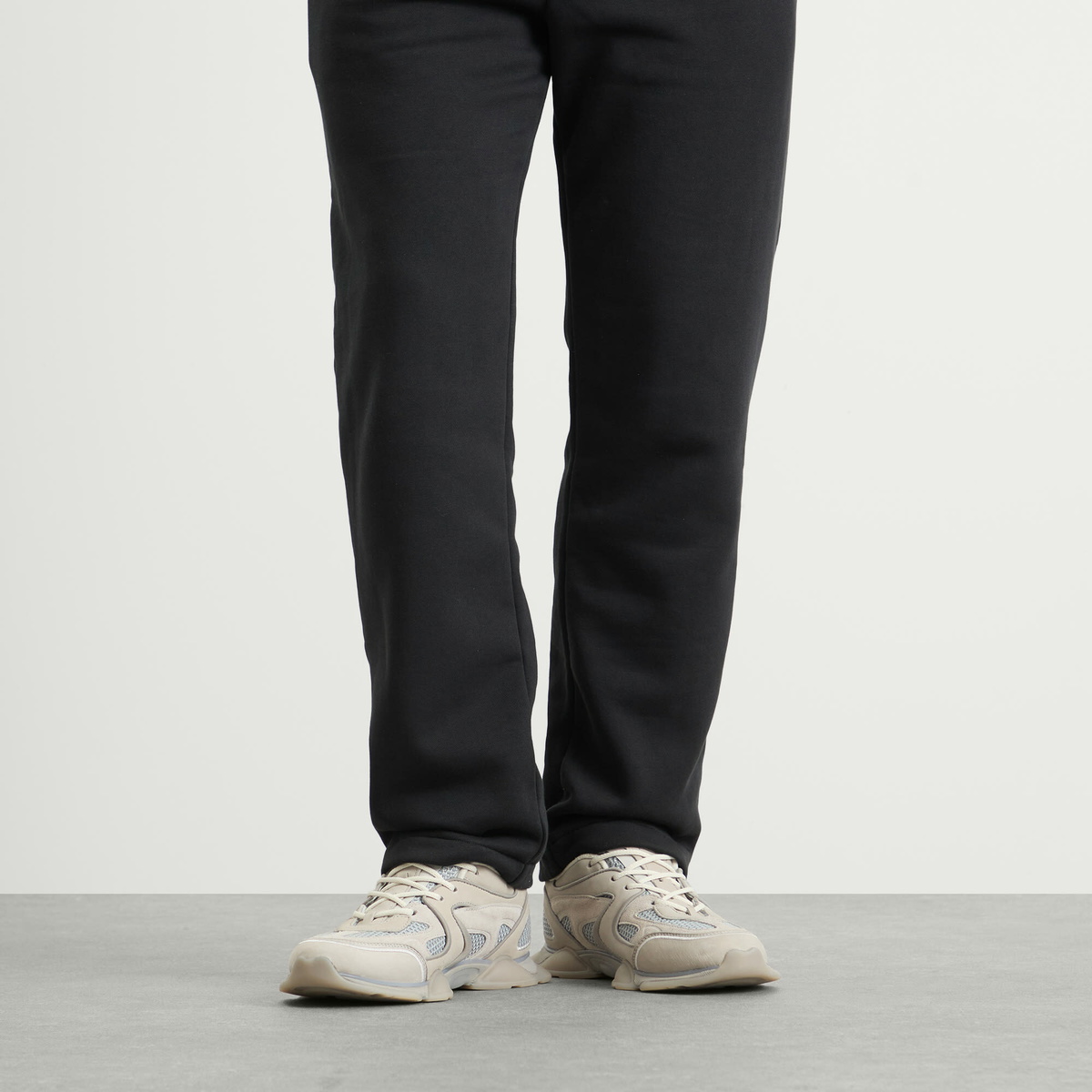 Axel Arigato Men's Eris Sneaker in Grey/Dark Grey