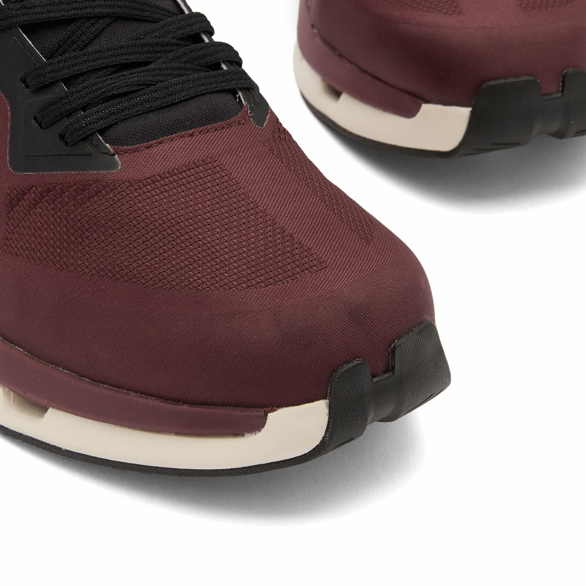 ON Men's Cloudze Sneakers in Mulberry/Black On