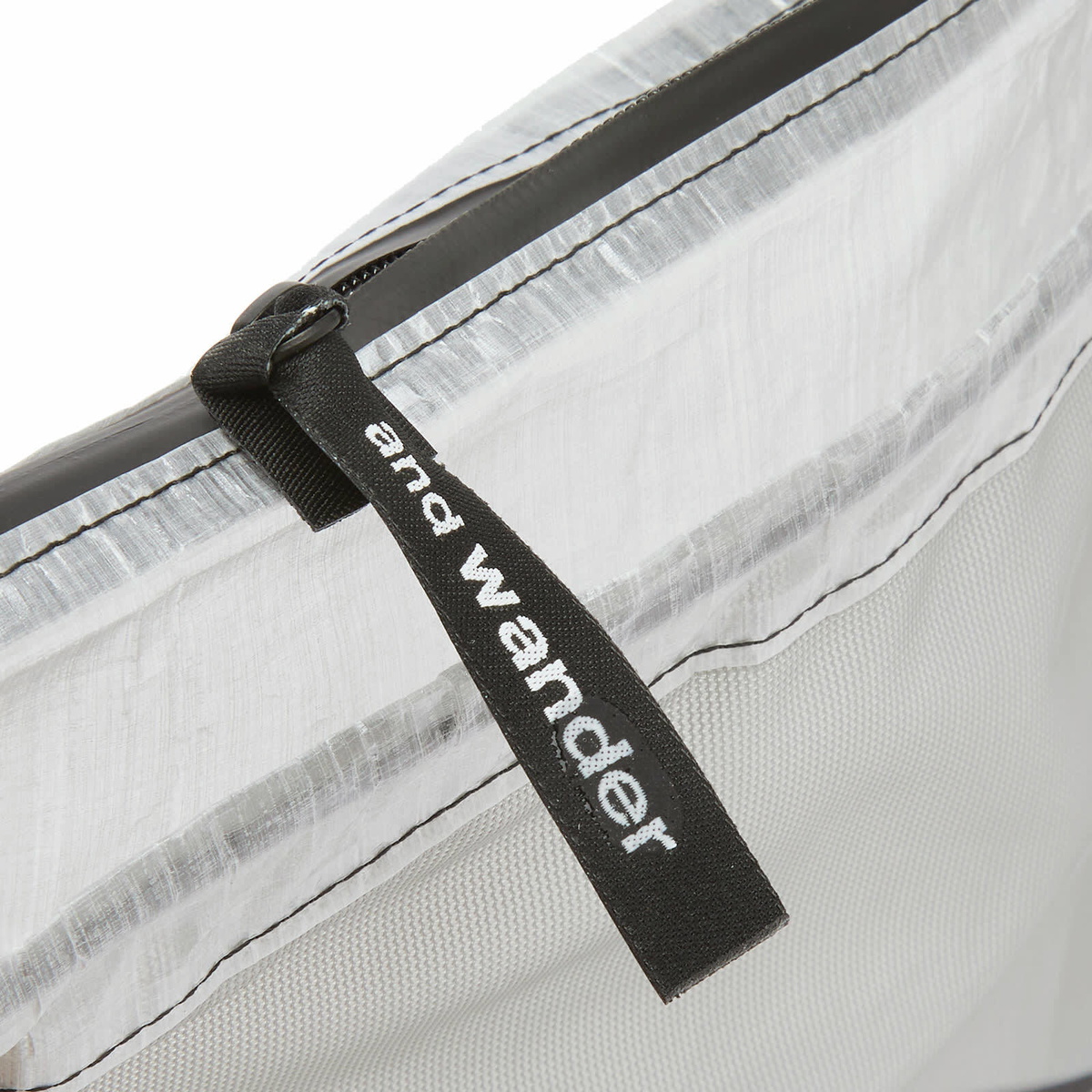 and wander Dyneema Sacoche in Off White 