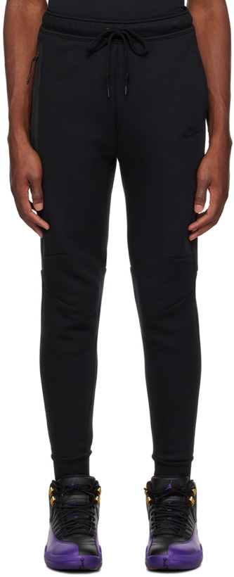 Photo: Nike Black Slim-Fit Sweatpants