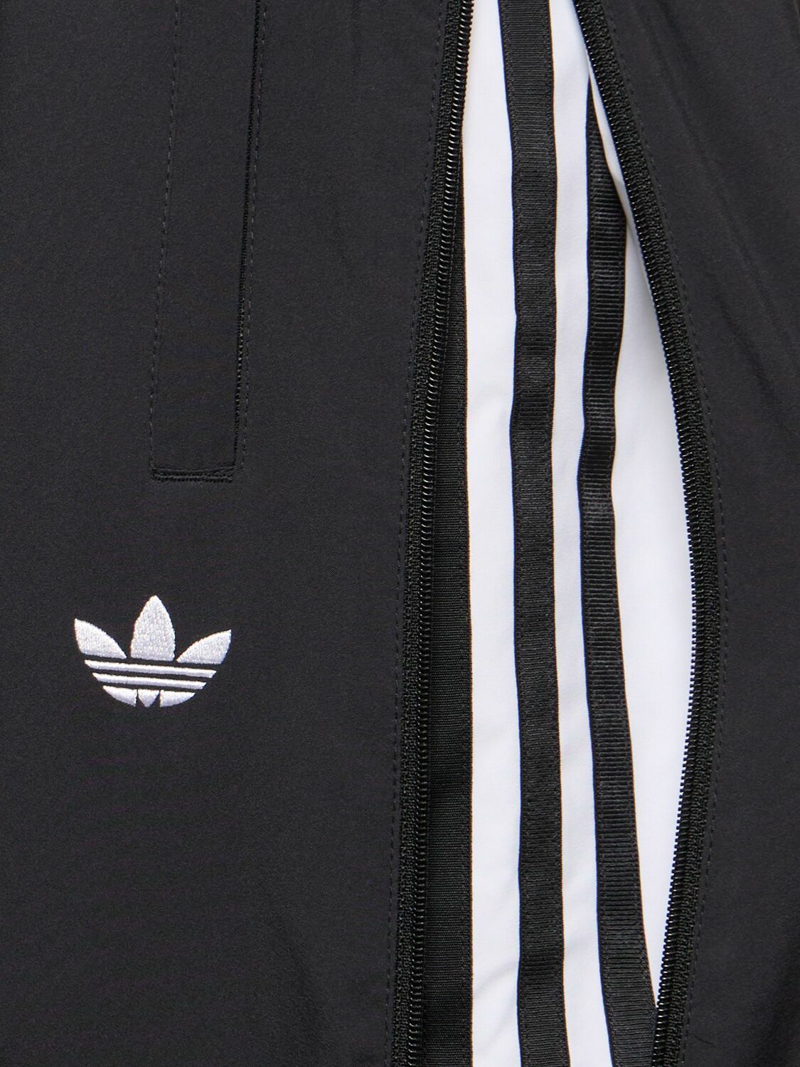 25SS新作ワイドパンツ【ADIDAS】WOVEN TRACK PANTS s-l400.jpg
