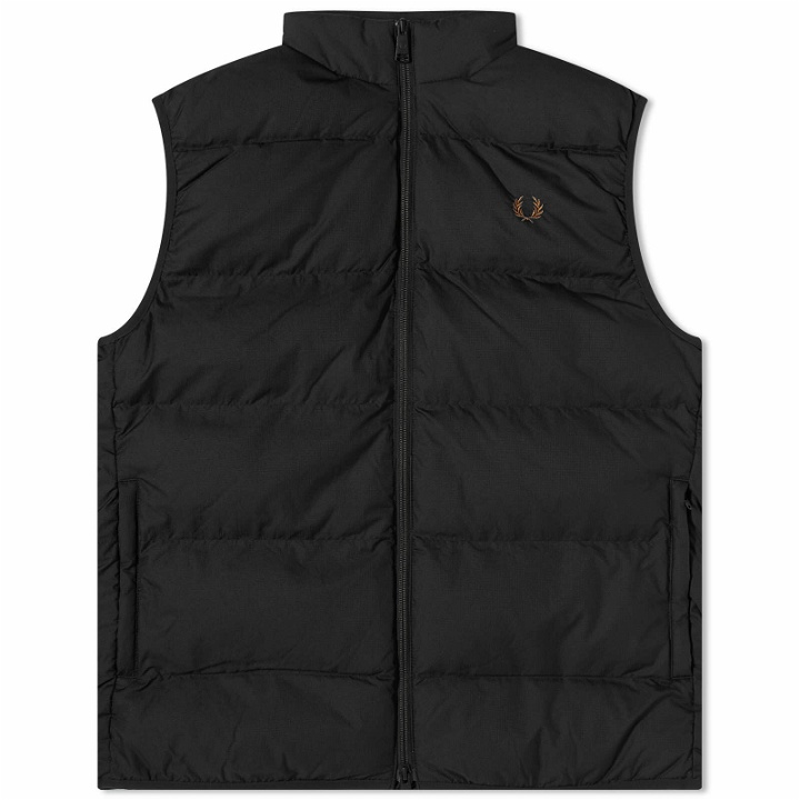 Photo: Fred Perry Men's Insulated Gilet in Black