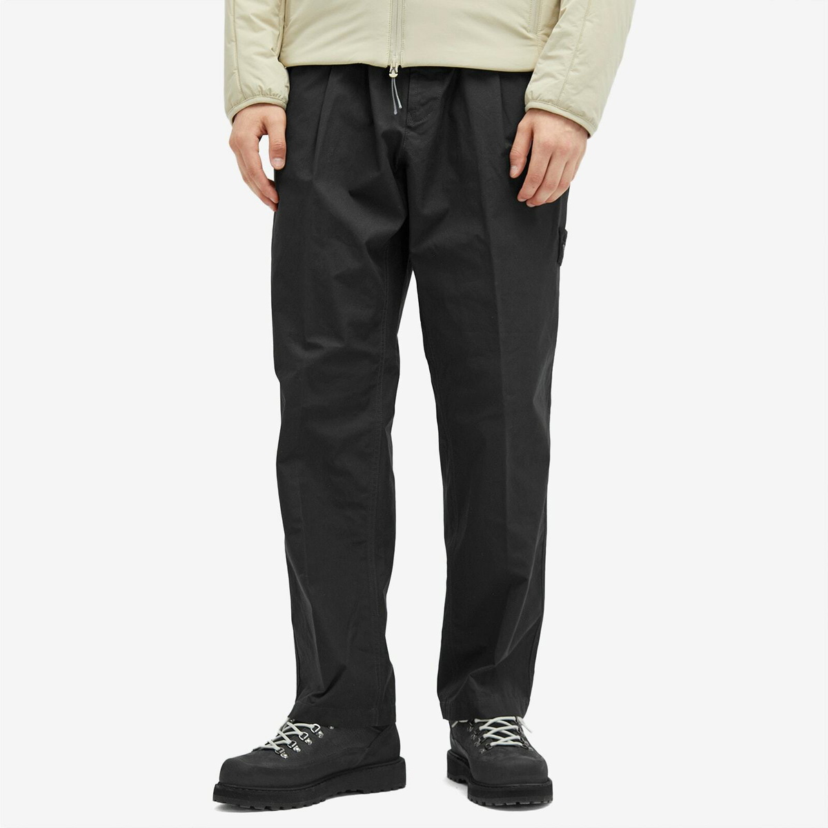 Stone Island Men's Ghost Ventile Pleated Pant in Black Stone Island