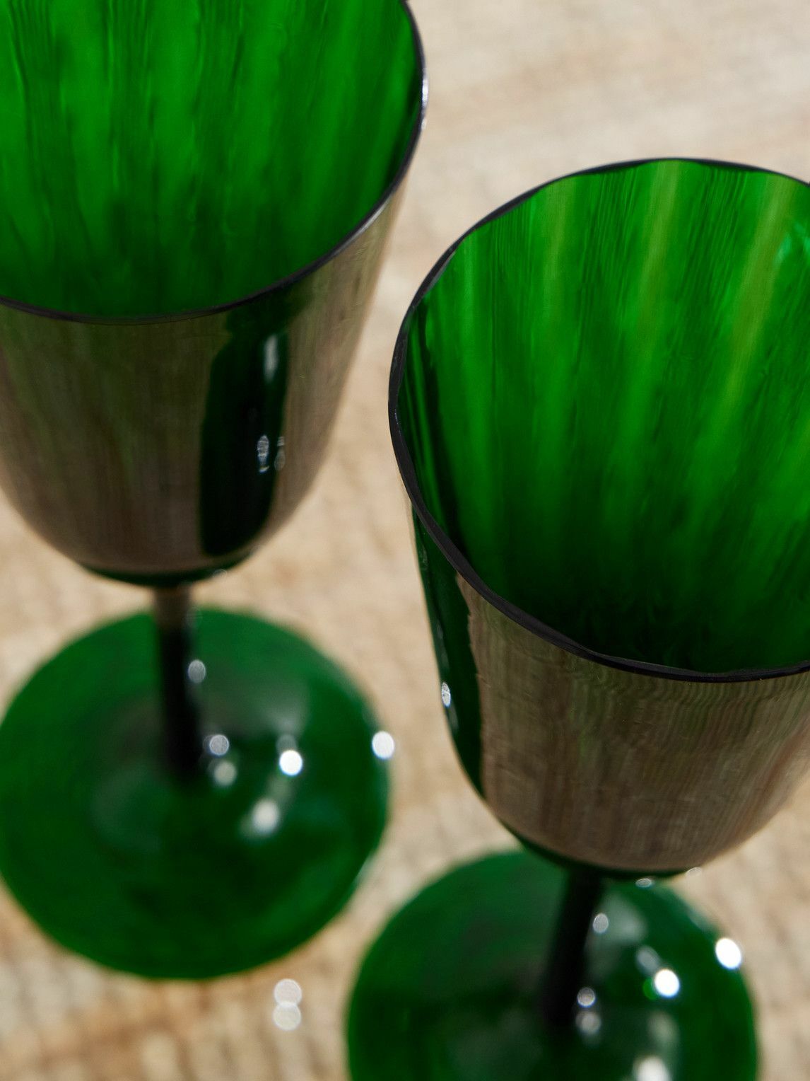 La DoubleJ - Rainbow Set of Two Murano Glass Wine Glasses