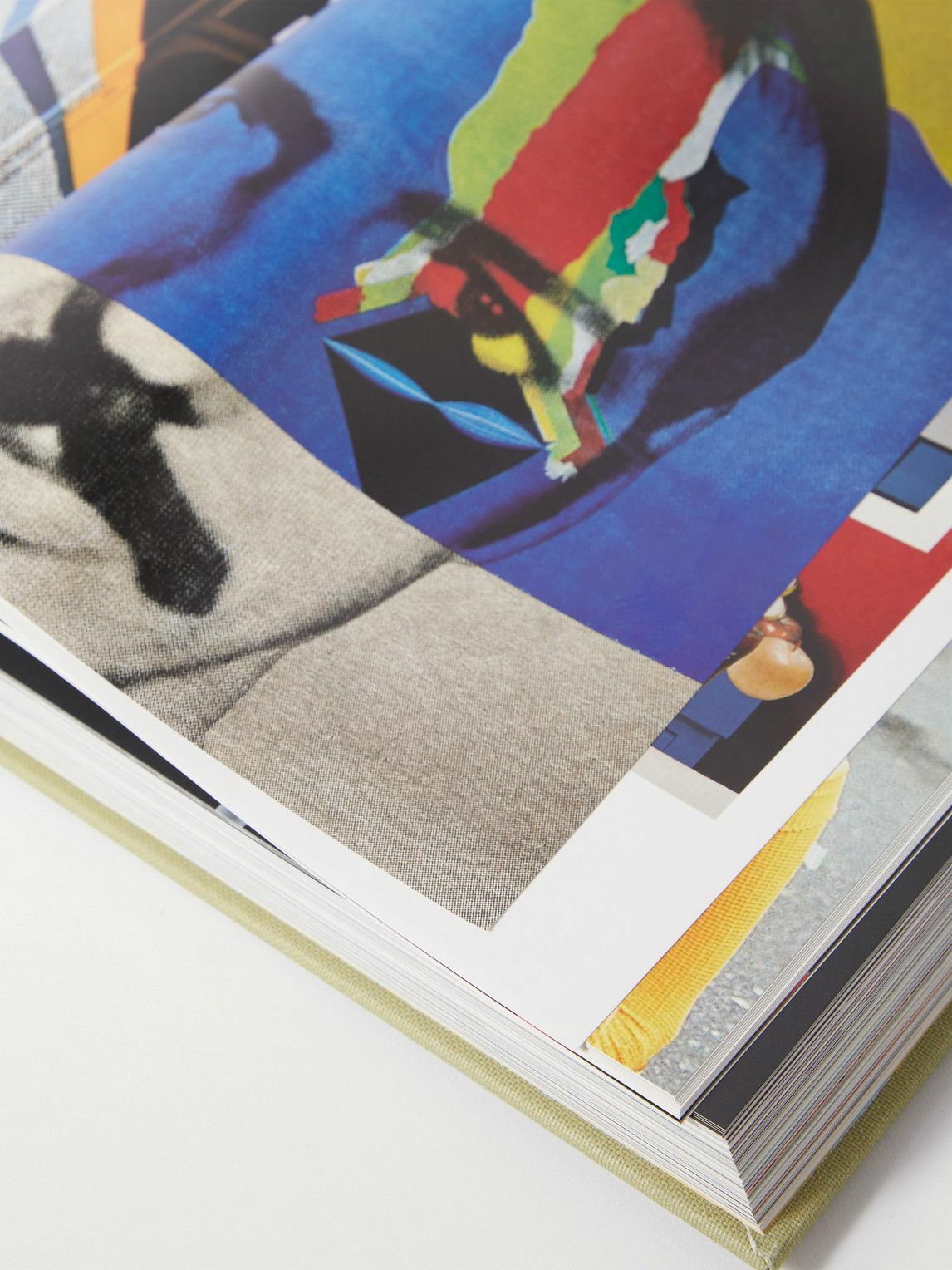 Pop Art Style - Assouline Coffee Table Book: Julie Belcove