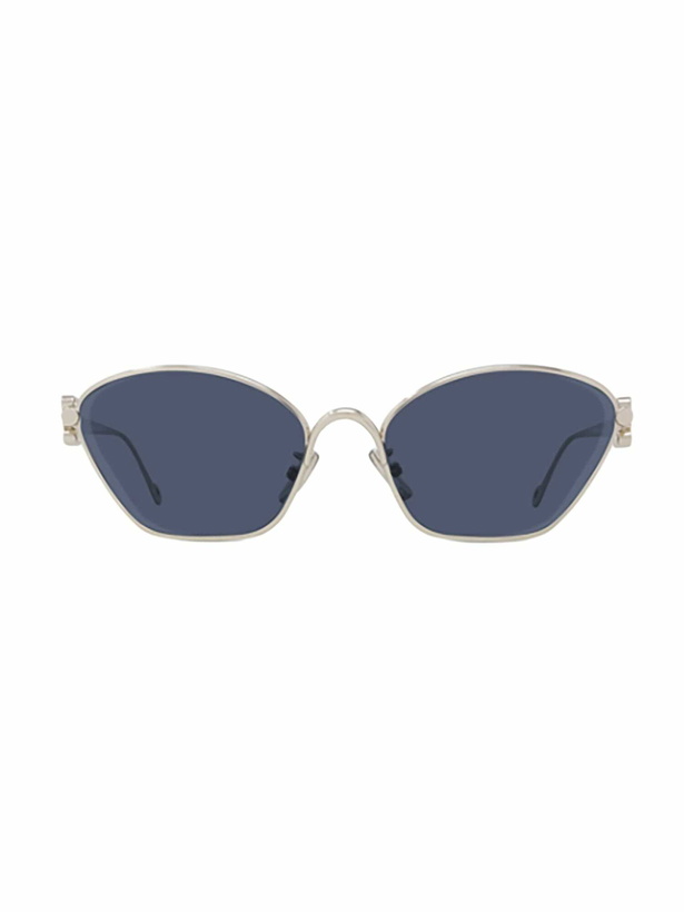 Photo: Loewe LW40115U Sunglasses