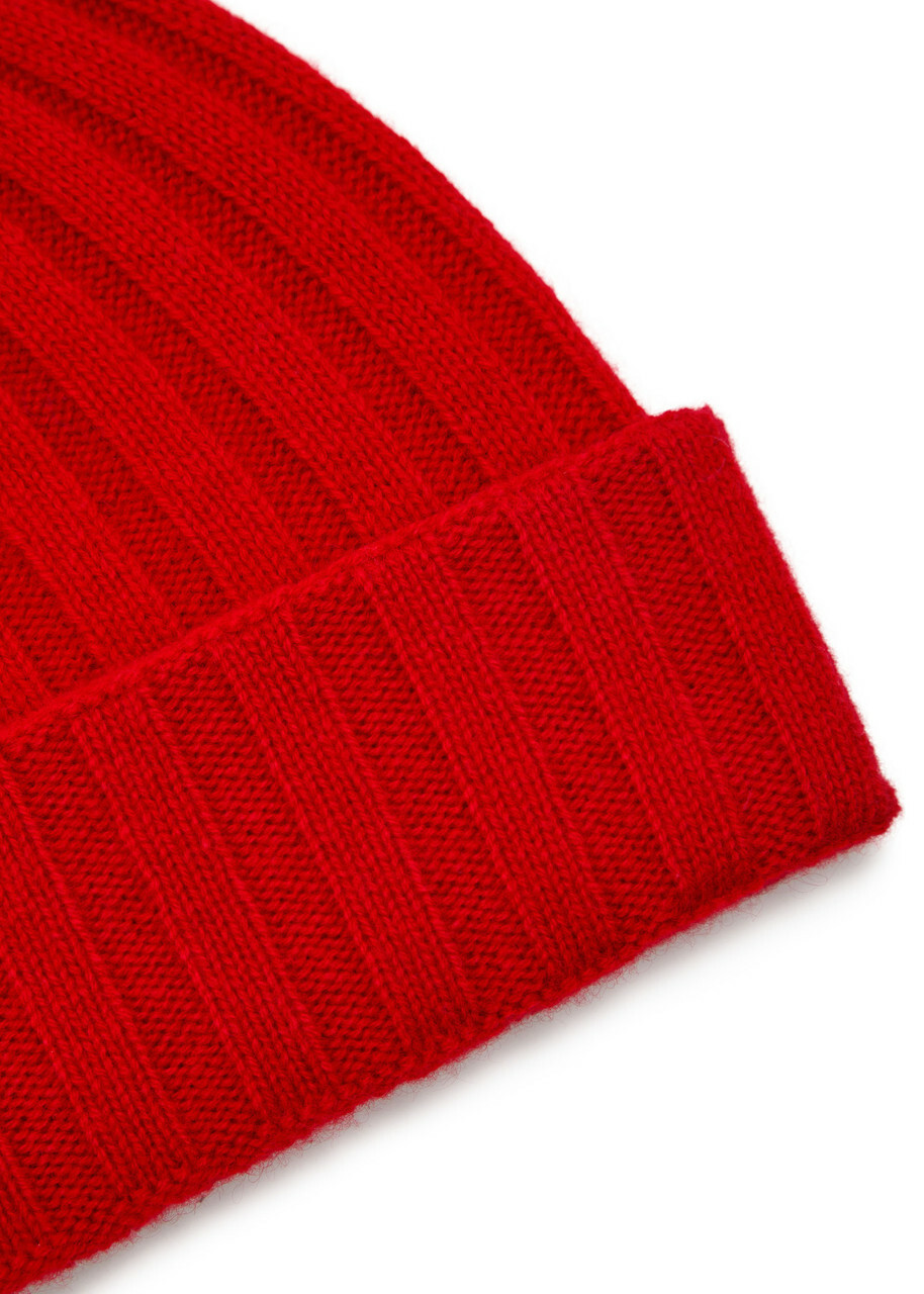 Toteme Ribbed Cashmere Beanie - Red - One Size