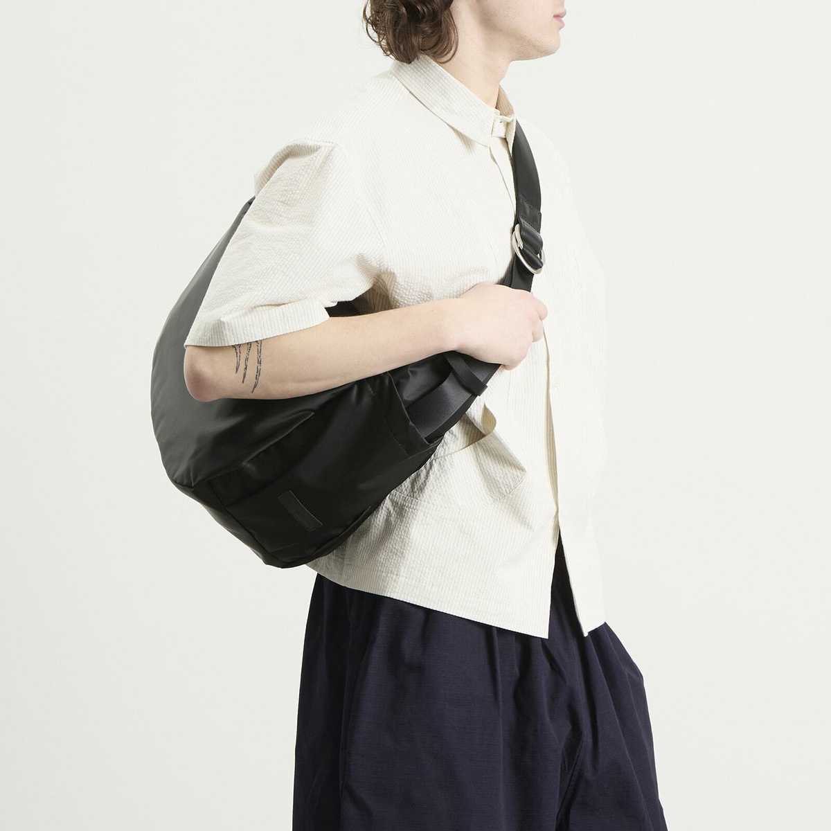 Master-Piece Ark Solid Shoulder Bag - Large in Black 
