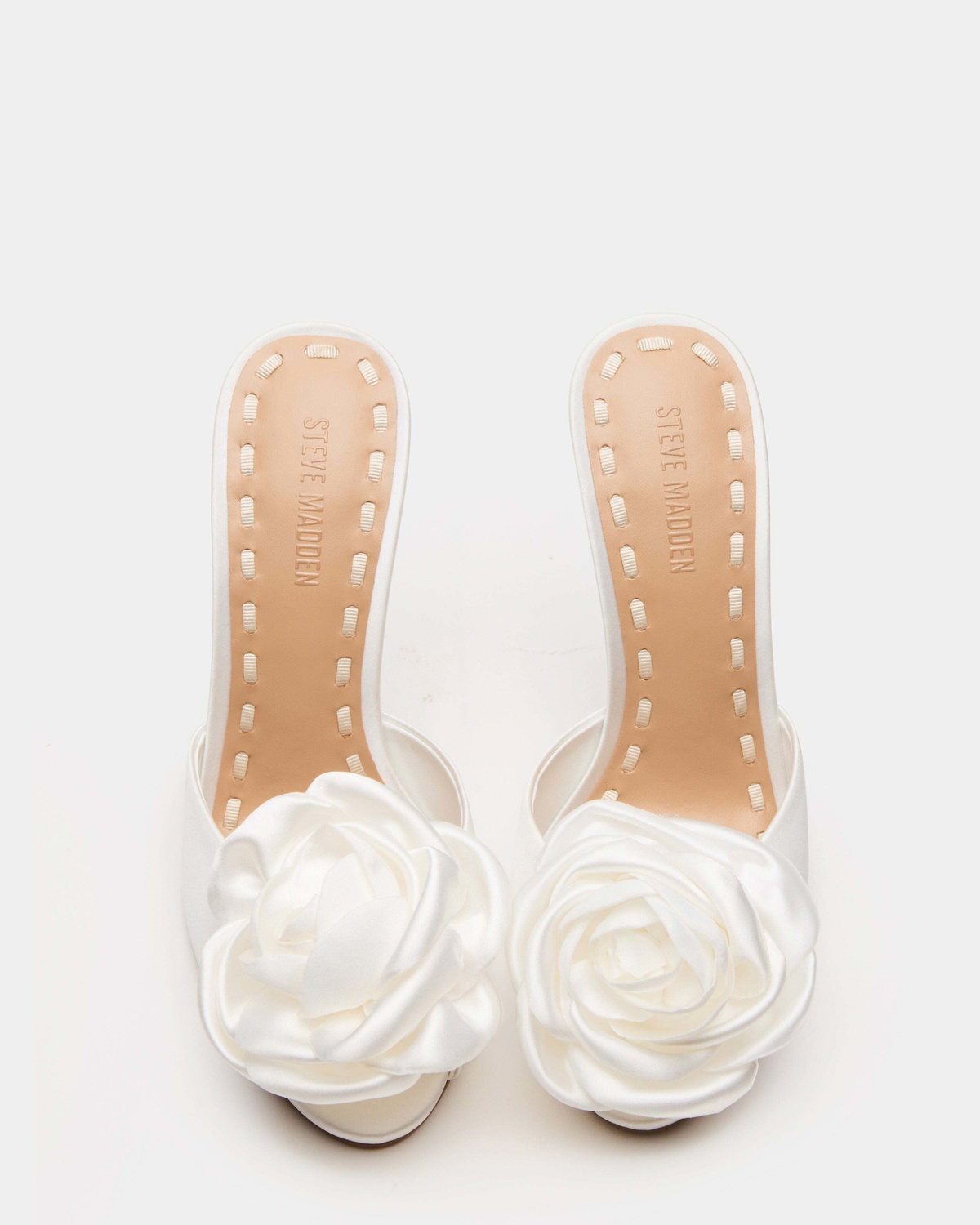 Steve Madden Priyaa-F Heels in Natural Satin