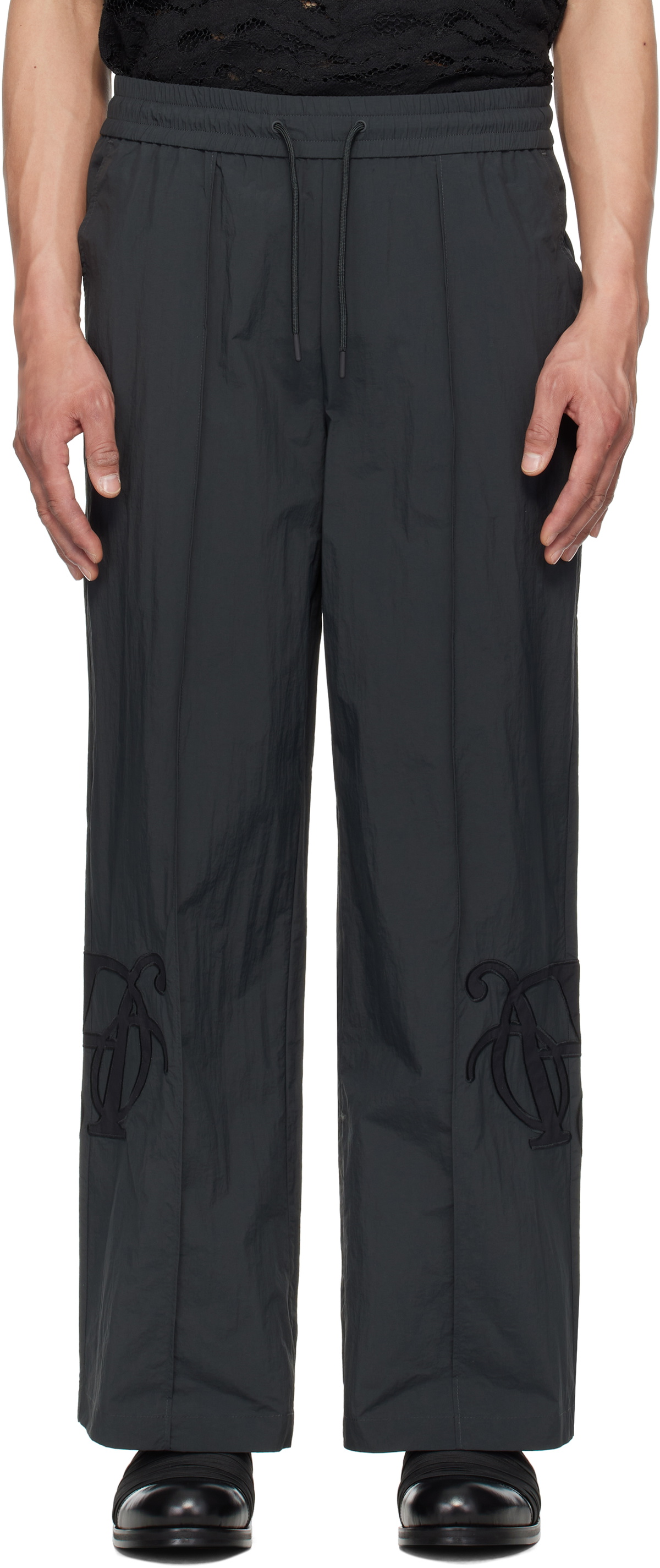 【関税込み】Han Kjobenhavn ブラック バギーパンツ Han Kjobenhavn Men's Nylon Cargo Trousers in Black Han