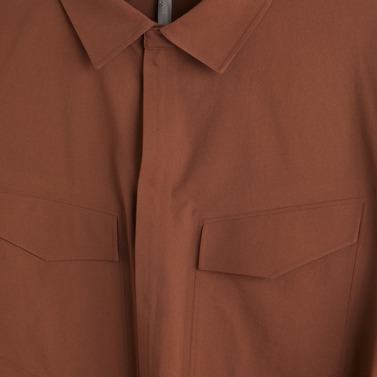 Arc'teryx Veilance Men's Arcteryx Veilance Field Long Sleeve Shirt in Ganache