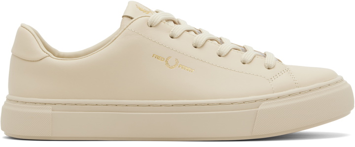Photo: Fred Perry Beige B71 Sneakers