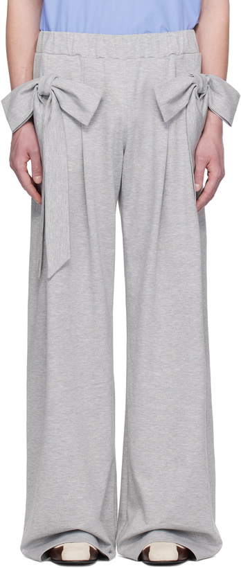 Photo: ANDREJ GRONAU Gray Bow Ribbon Sweatpants