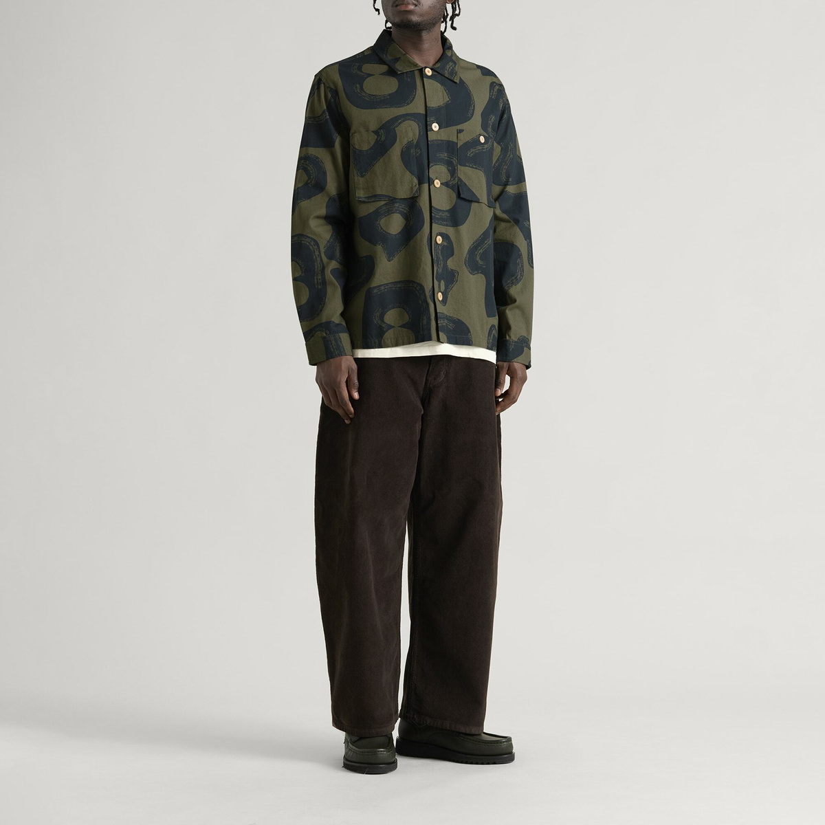 Folk Men's Patch Overshirt in Olive Navy Cast Print