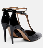 Ferragamo Leather pumps