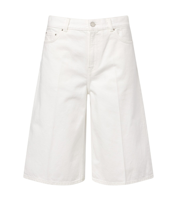 Photo: Toteme Denim Bermuda shorts