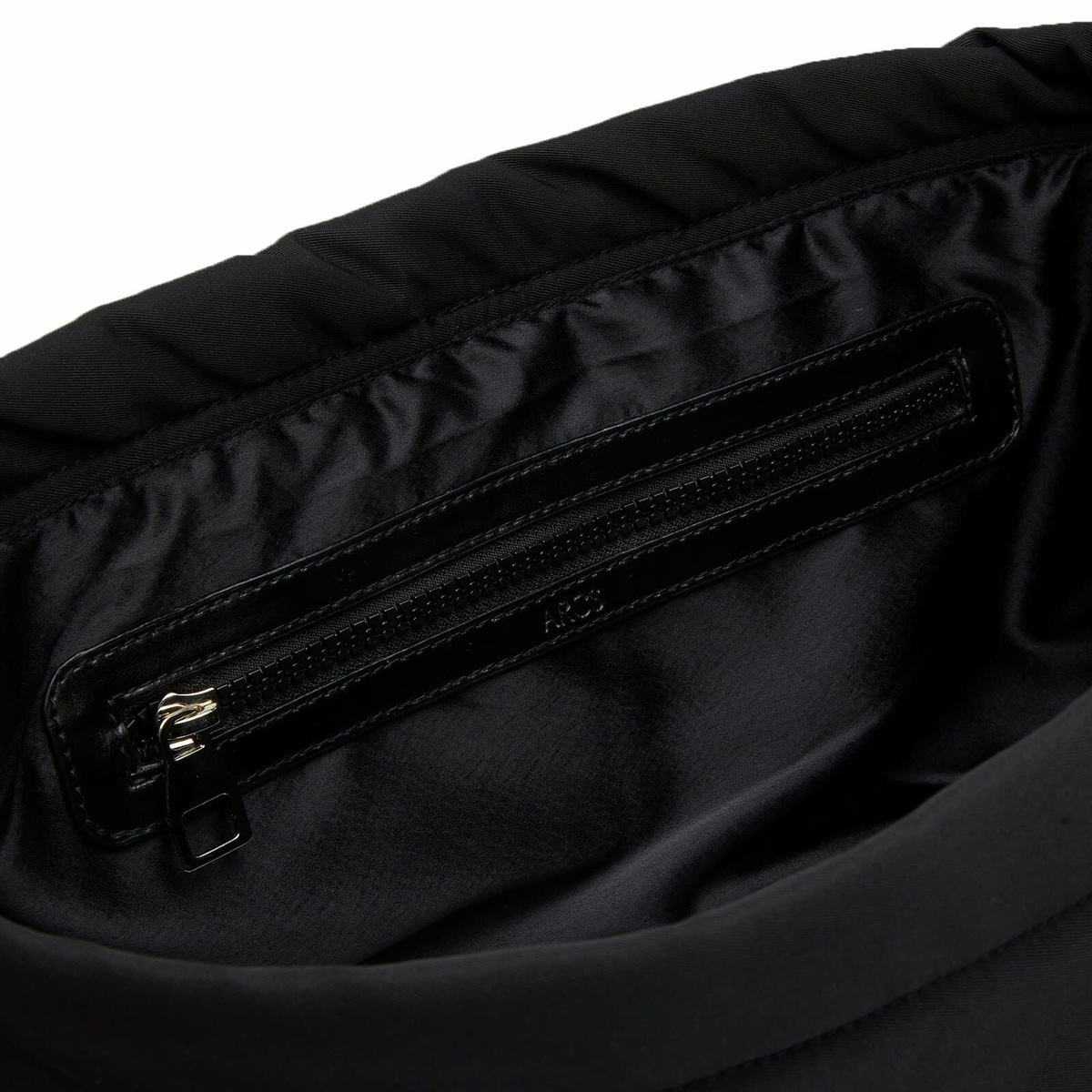 ARCS SUPER Messenger in Black 