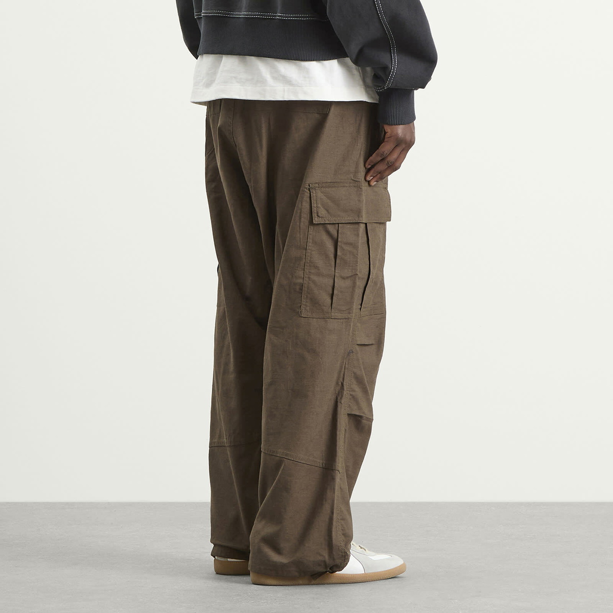 Rhude Men's Linen Parachute Pants in Olive Green