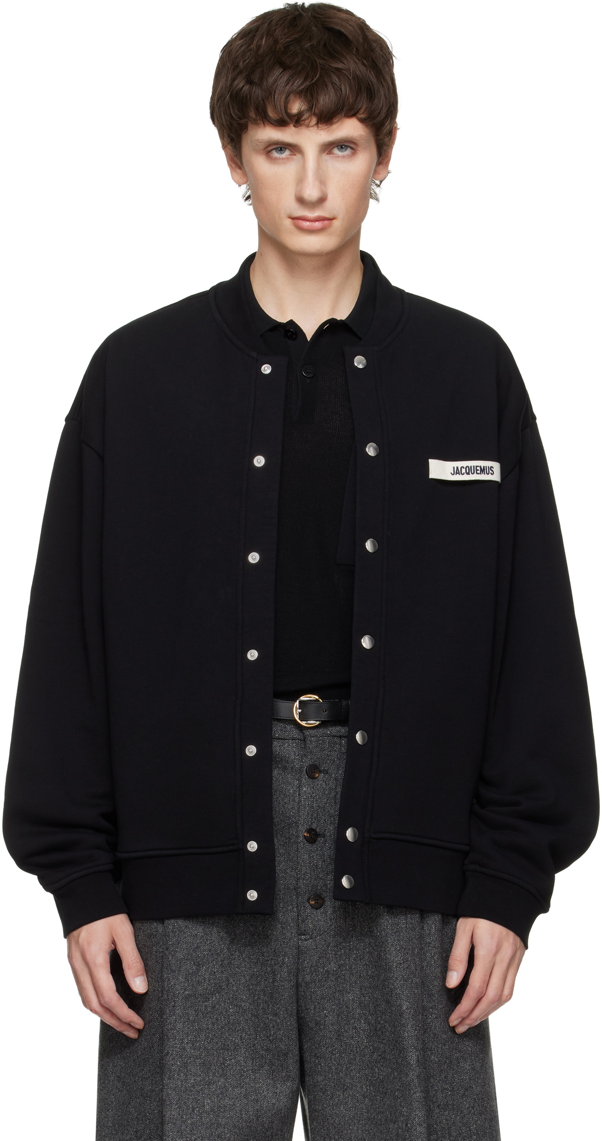 JACQUEMUS ネーブ ロゴクラスプ カーディガン The Jacquemus cardigan by JACQUEMUS | Official website