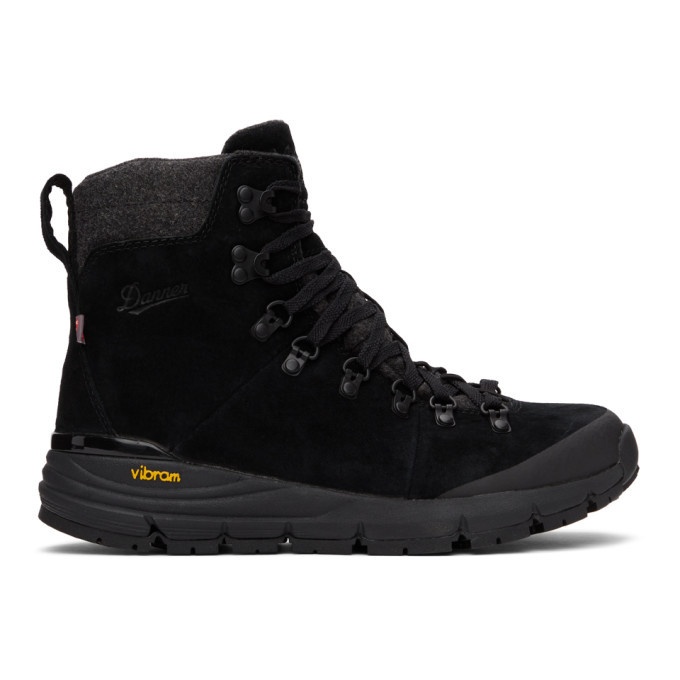 Photo: Danner Black Arctic 600 Side-Zip Boots