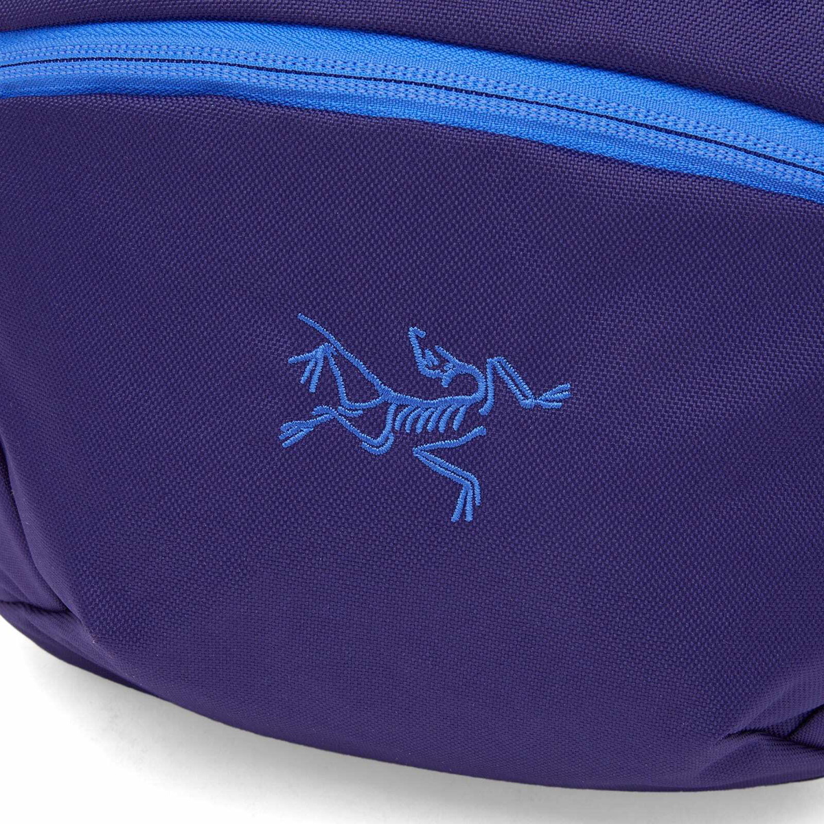 Arc'teryx Men's Mantis 2 Waist Pack in Soulsonic/Electra Arc