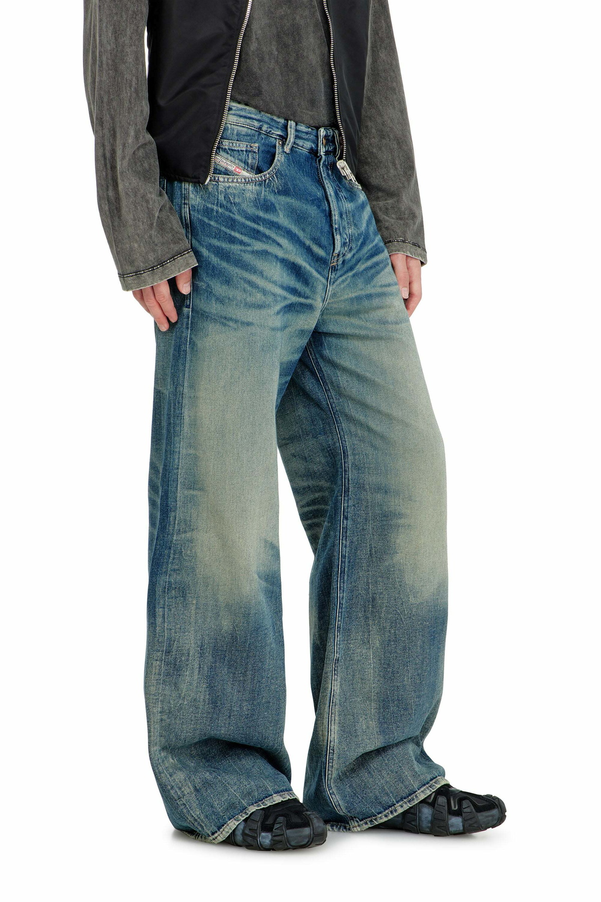 Diesel Relaxed Jeans Low Waist D-Rise - Jeans Mens in Blue